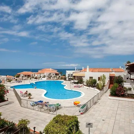 Apartamento 1 Bedroom For 4 People In Tenerife Costa Adeje (Tenerife)