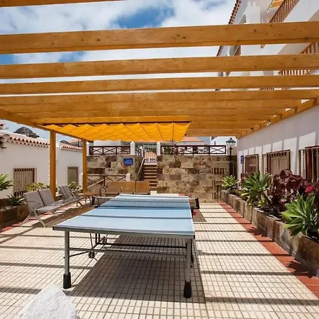 1 Bedroom For 4 People In Tenerife