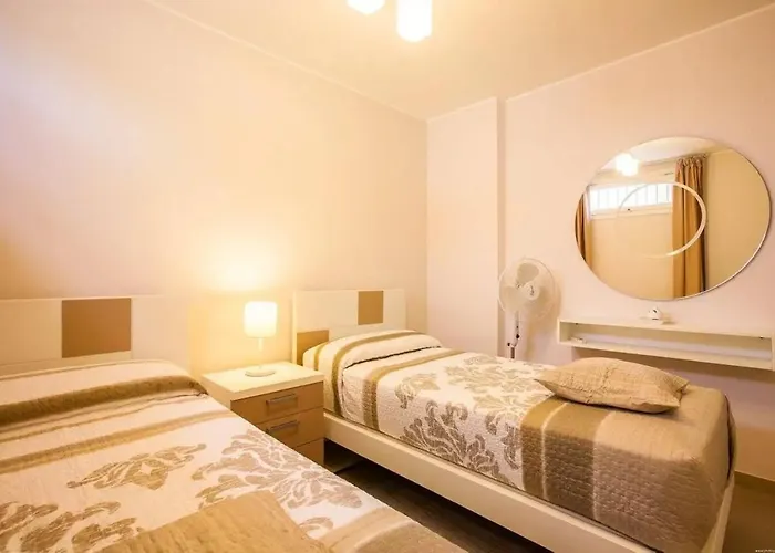 1 Bedroom For 4 People In Tenerife