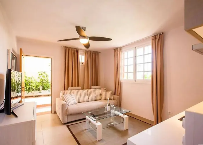 1 Bedroom For 4 People In Tenerife Costa Adeje (Tenerife)